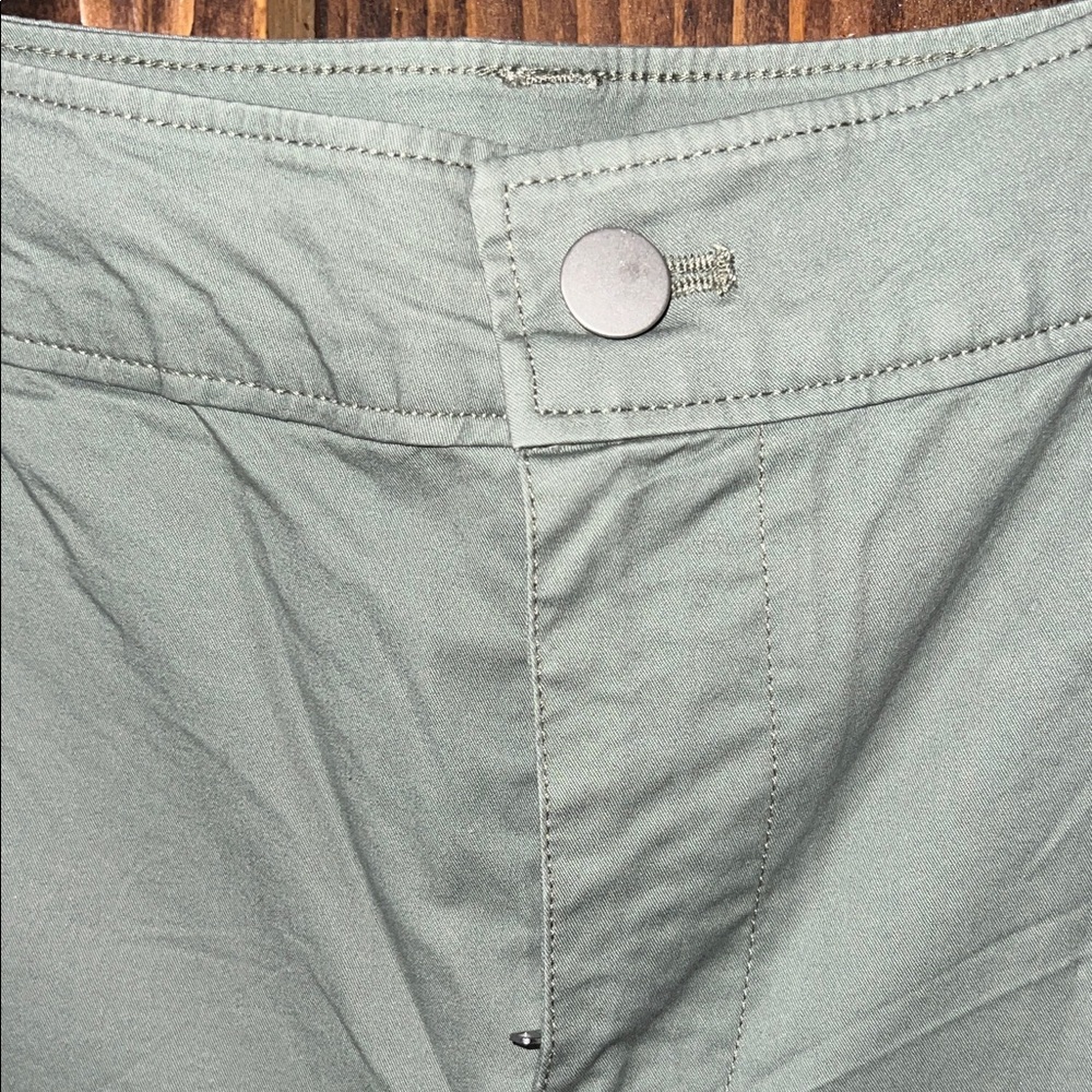 Nordstrom Women's Boot-Cut Jeans in Sage Green - Picture 5 of 9